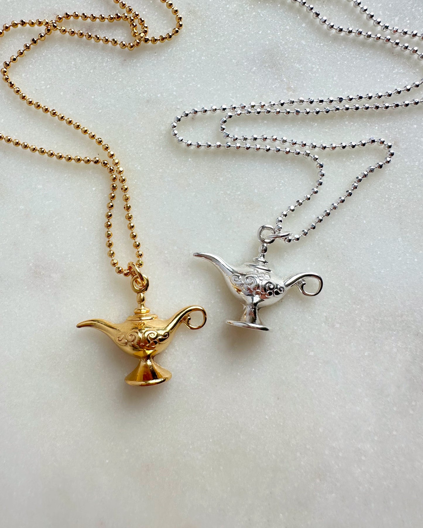 Aladdine’s lamp necklace