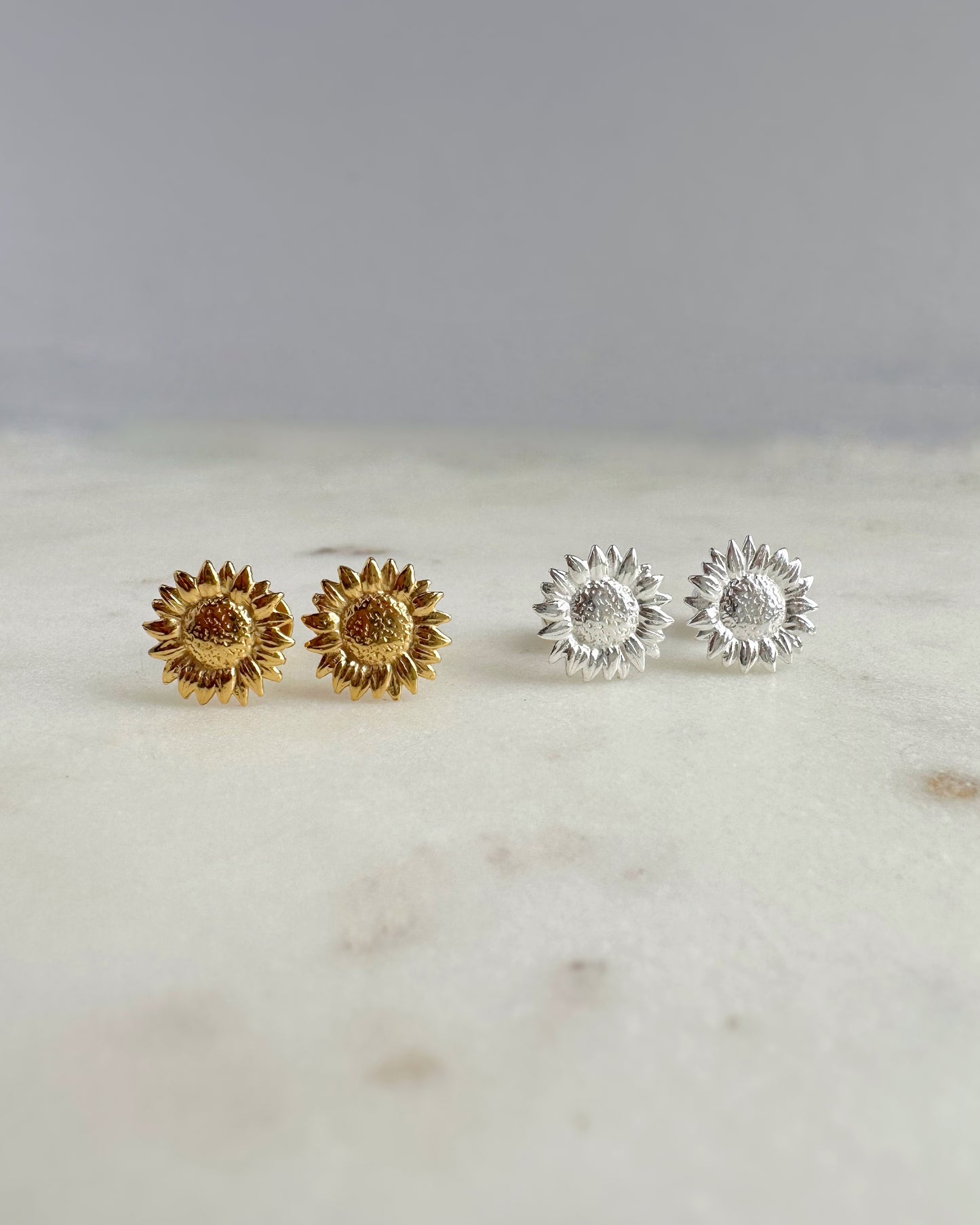 Sunflower studs earrings