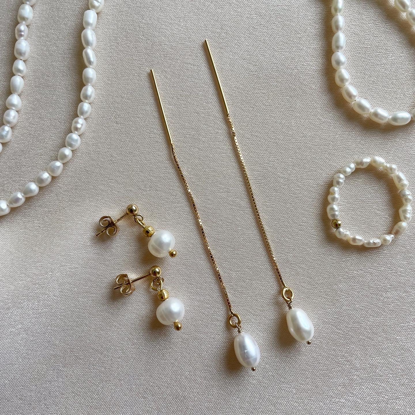 Manika Pearl thread earrings