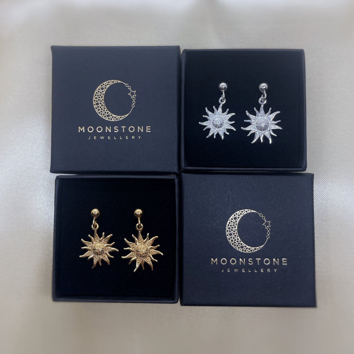 Sun studs earrings