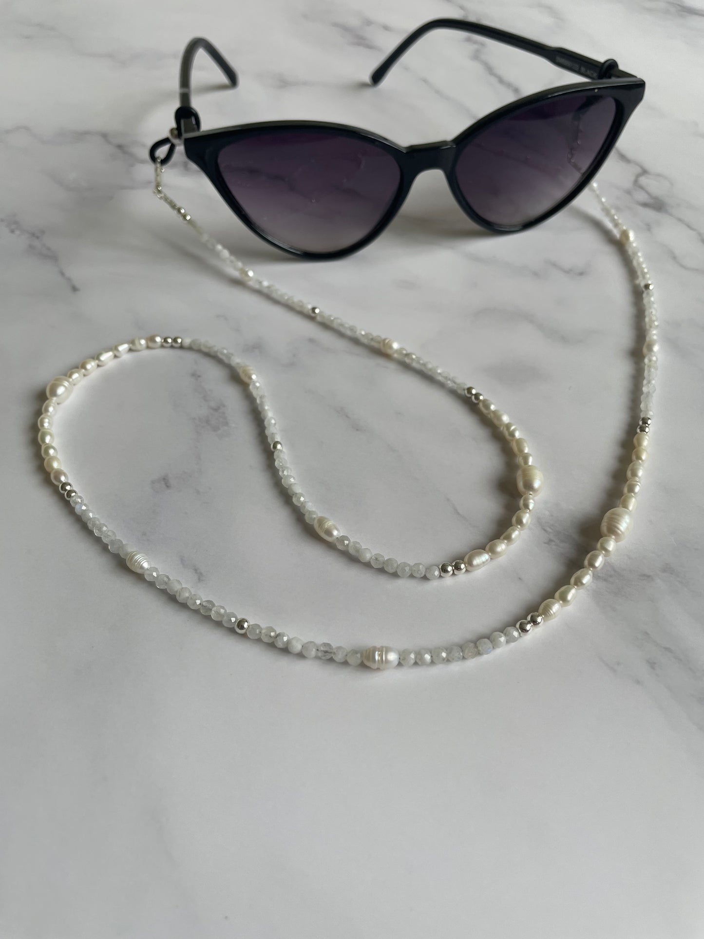 Moon teardrops glass chain