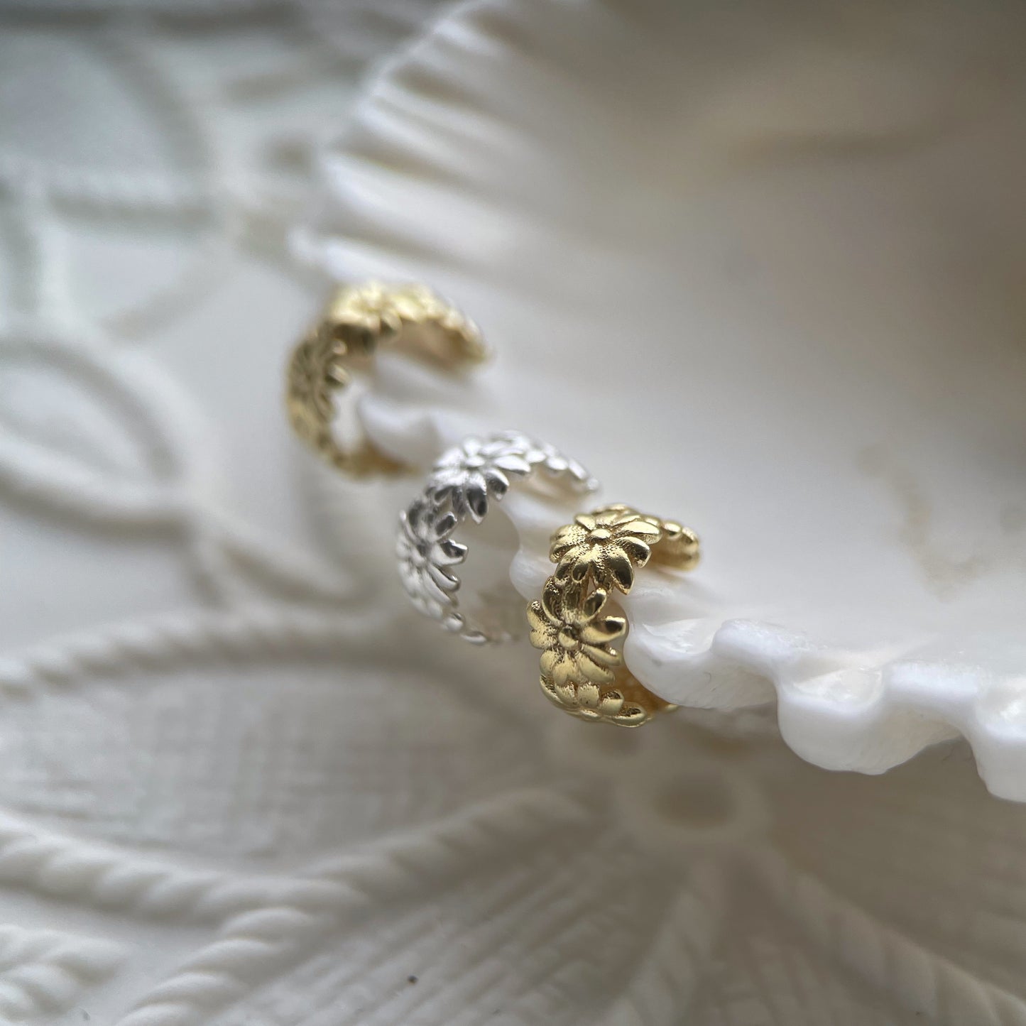 Daisy Ear Cuff