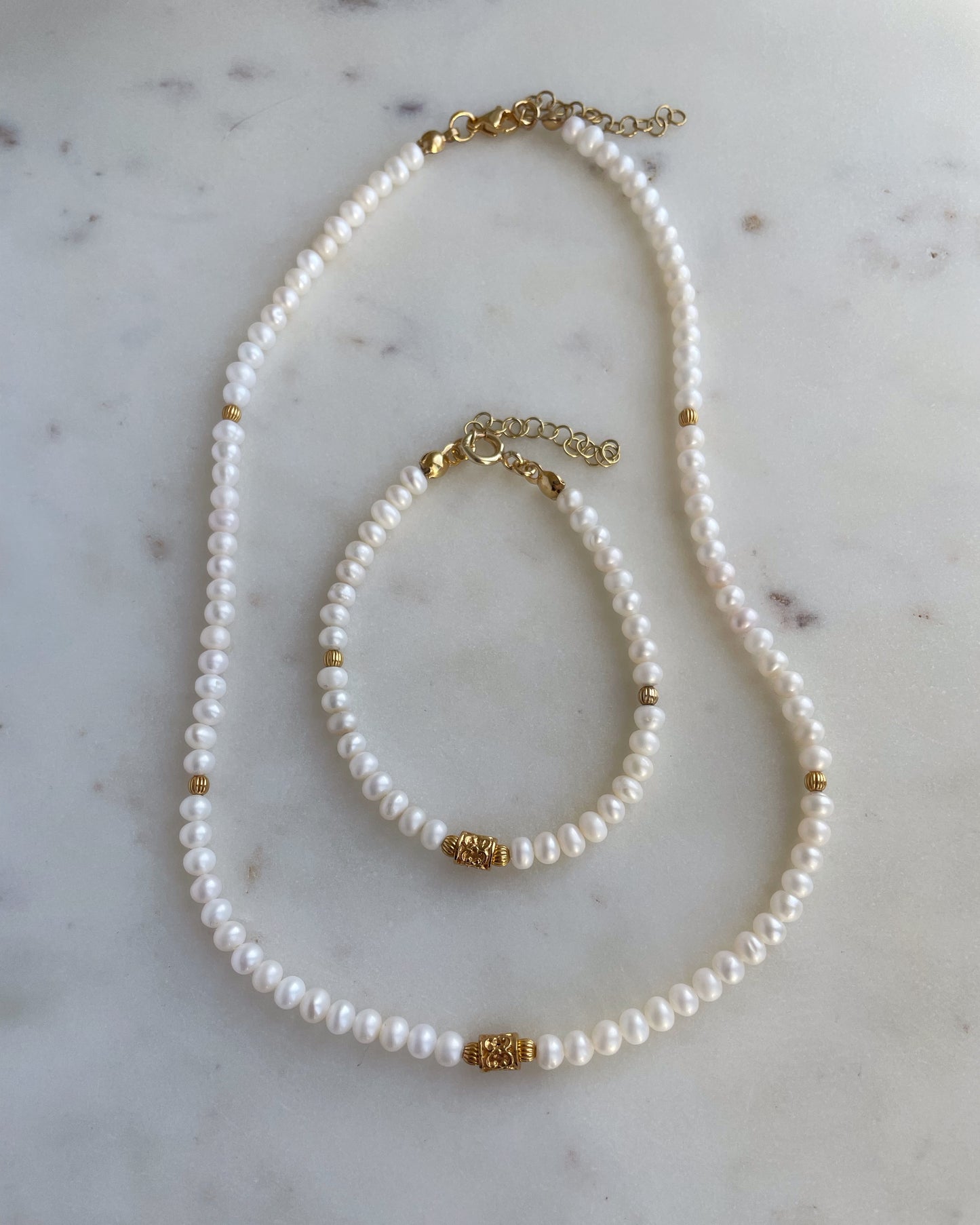 Diana pearl necklace