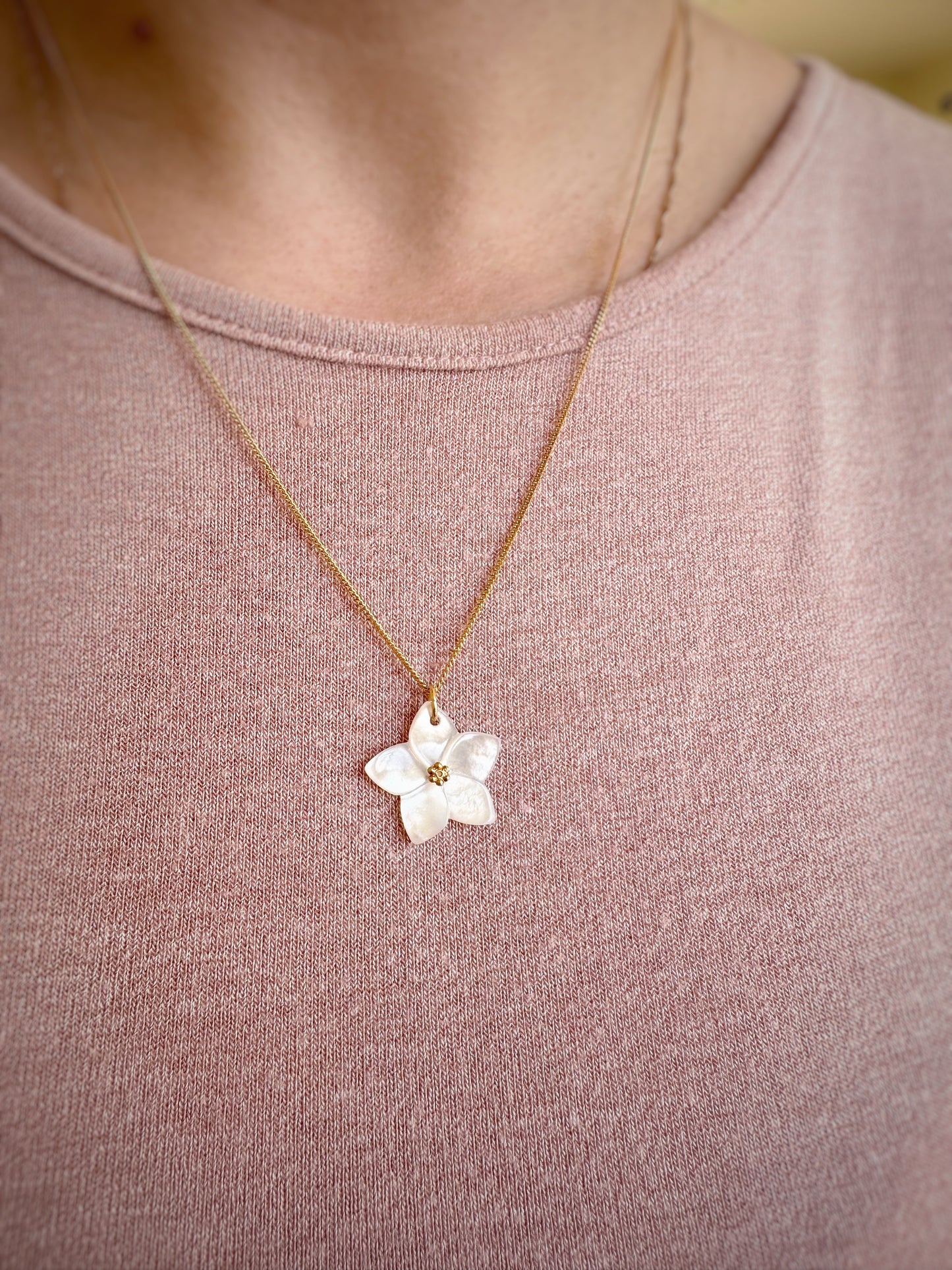 White Flower necklace