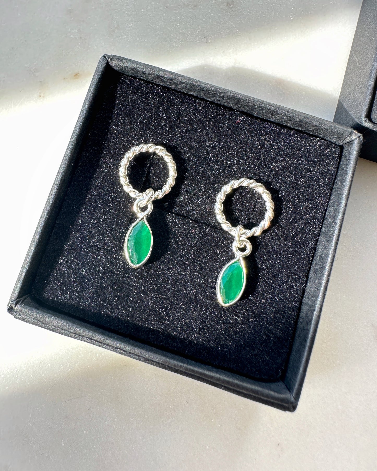 Aurora - Green Onyx earrings