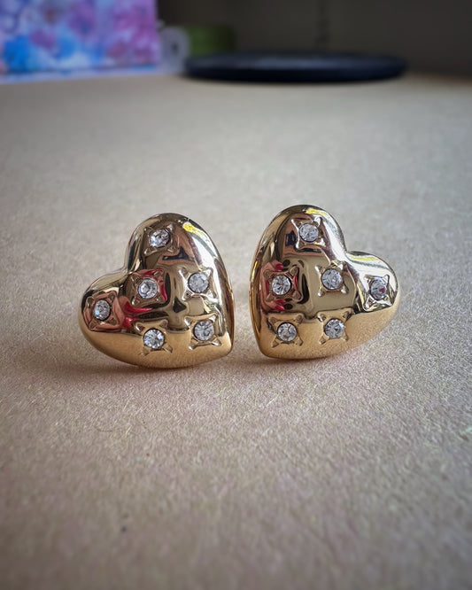 Heart studs earrings with clear rhinestones