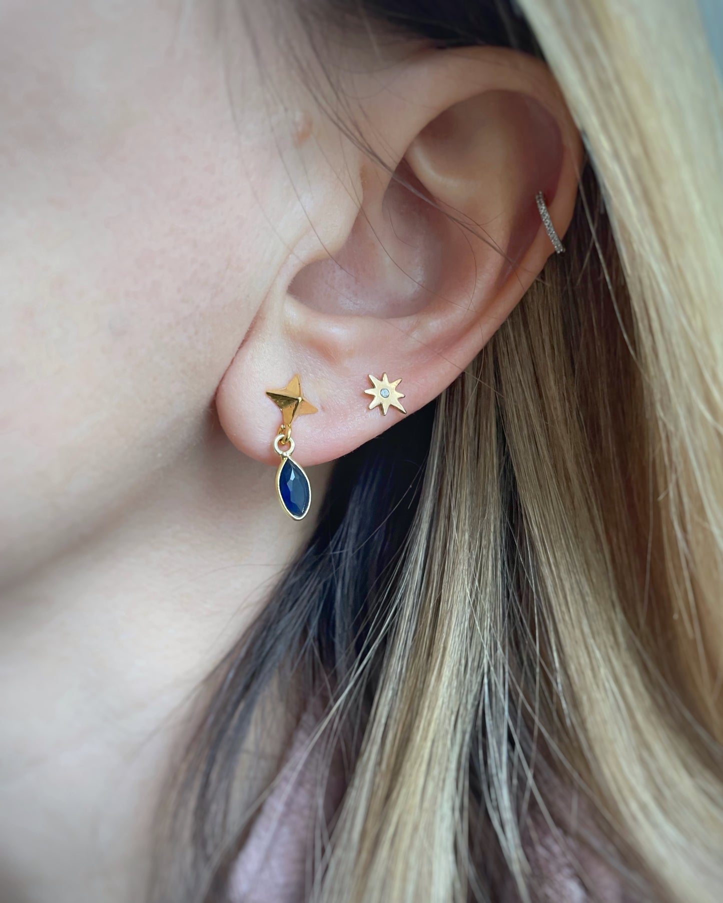 Sapphire Star studs earrings